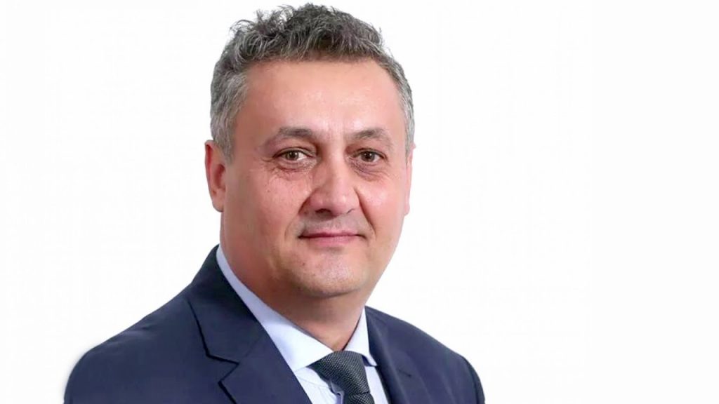 Fostul preşedinte CJ Dâmboviţa, Alexandru Opera s-a întâlnit cu primarii PSD Dâmboviţa, discutând probleme administrative