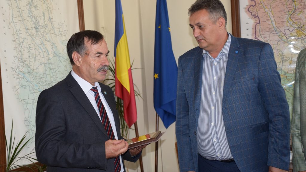 Consiliul Județean Dâmbovița,premiat de Institutul pentru Dezvoltare și Inițiative Sociale