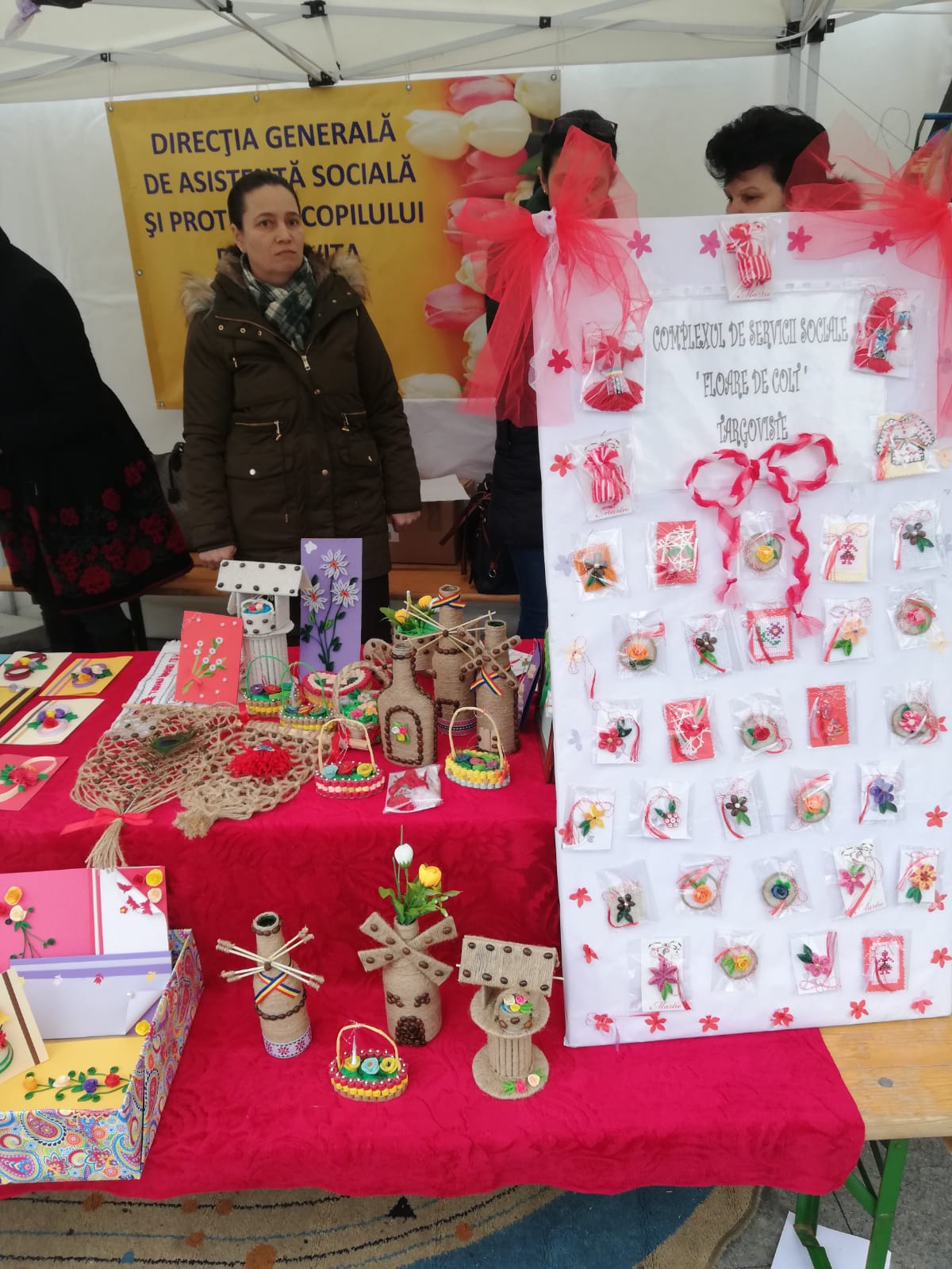 DGASPC Dâmboviţa a organizat o frumoasă expoziţie cu mărţişoarele realizate de beneficiari