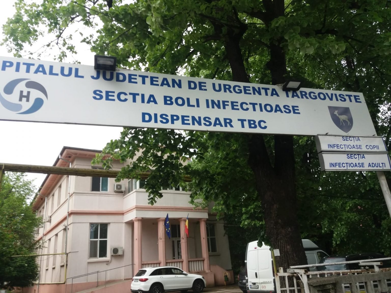 Dâmbovița: 1956 cazuri COVID-19. 42 în ultimele 24 de ore