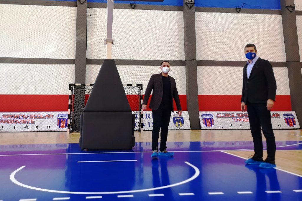 600 de sportivi de la Clubul Sportiv Școlar Târgoviște, prin grija administrației târgoviștene, beneficiază de o sală de sport modernă