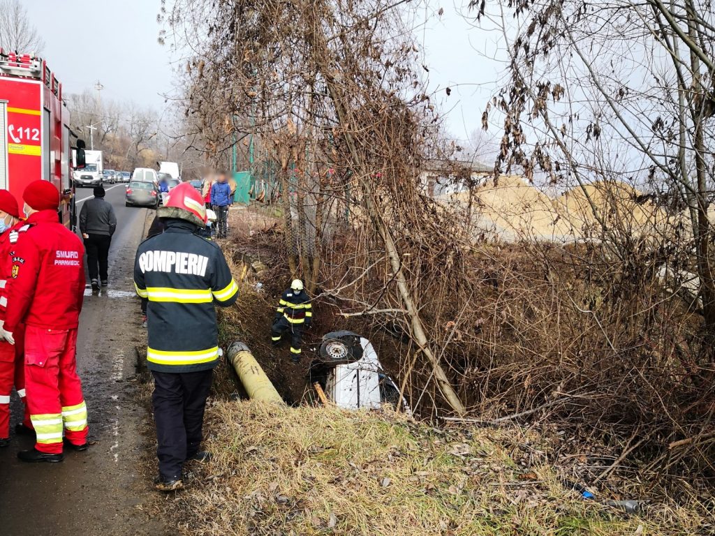 Un șofer a văzut moartea cu ochii pe DN 71 Târgoviște-Sinaia
