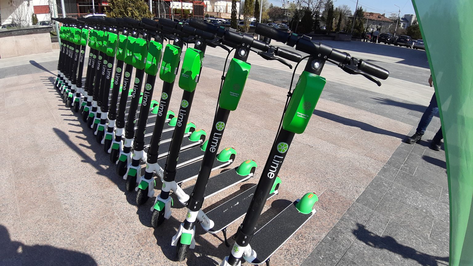 Serviciul de închiriere trotinete electrice, disponibil începând de astăzi, în Târgoviște