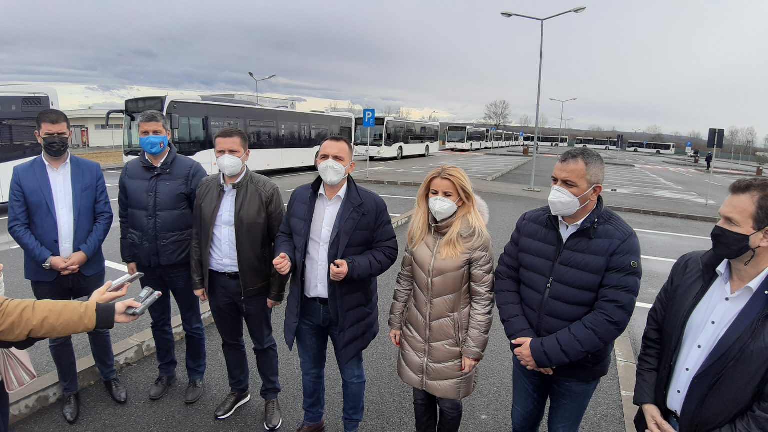 Târgoviște: Au ajuns primele 11 autobuze hybrid Mercedes