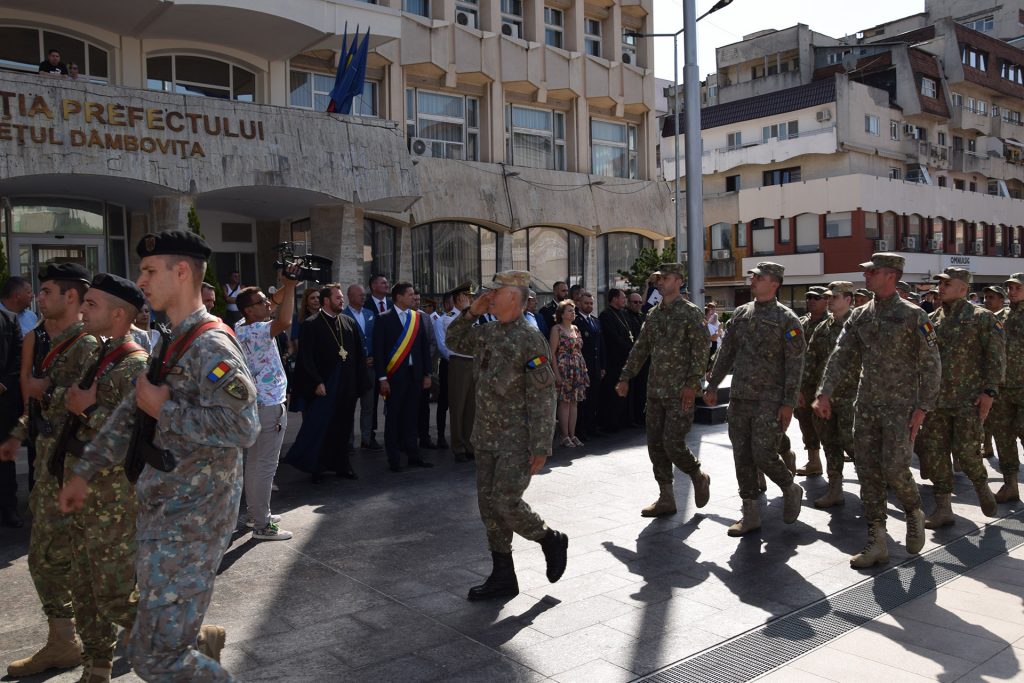 Imnul național a răsunat astăzi, 29 iulie 2021, în Piața Tricolorului din municipiul Târgoviște