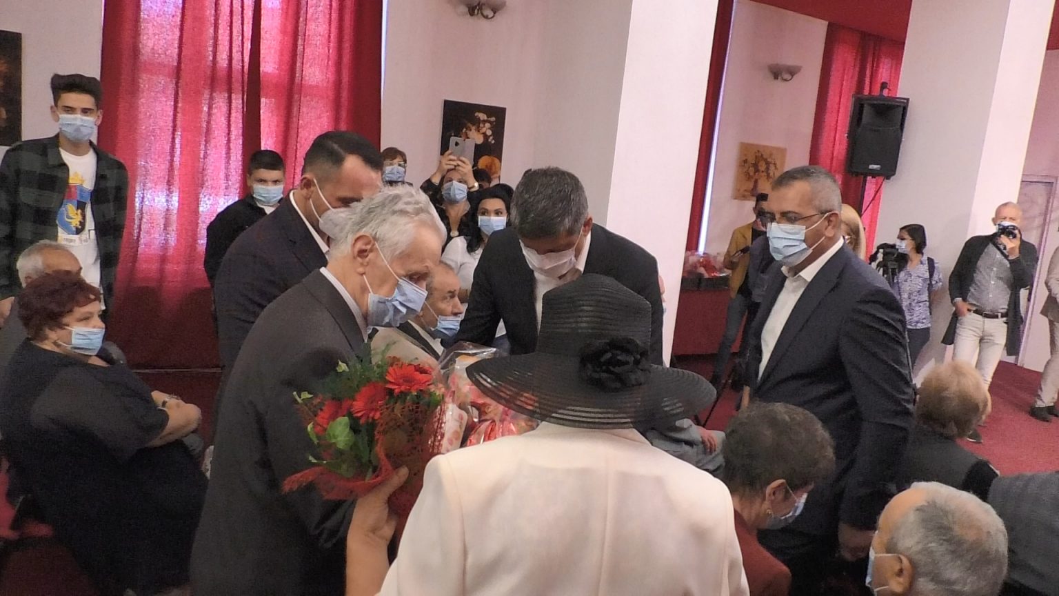 Tradiția se păstrează, cuplurile de aur, premiate de Zilele Cetății