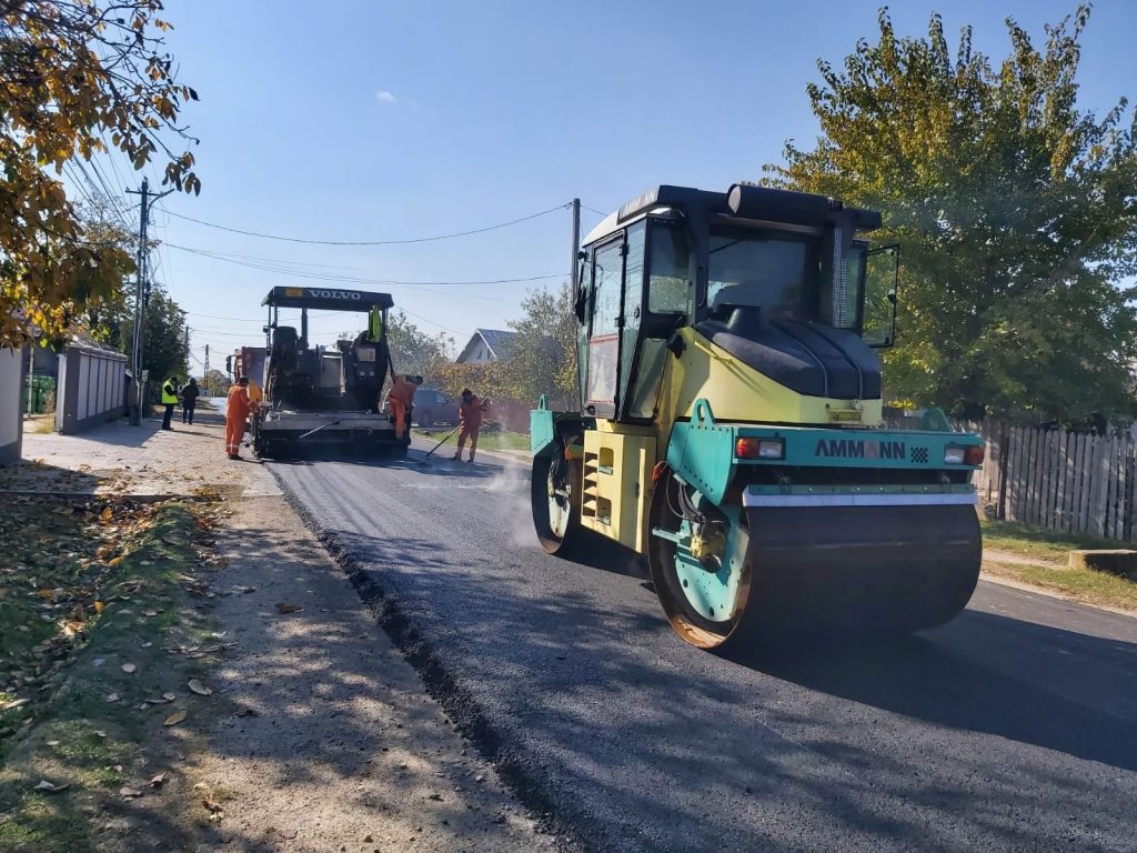 Consiliul Judeţean Dâmboviţa anunță unde se lucrează la infrastructura rutieră în perioada 01 – 05 noiembrie 2021