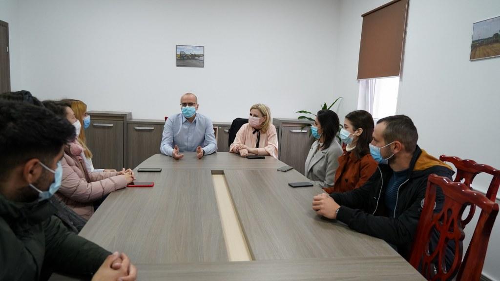 LDP Dâmbovița și Parc Industrial Priboiu, vizitate de stagiarii încadrați în programul de internship la Consiliul Judeţean Dâmboviţa