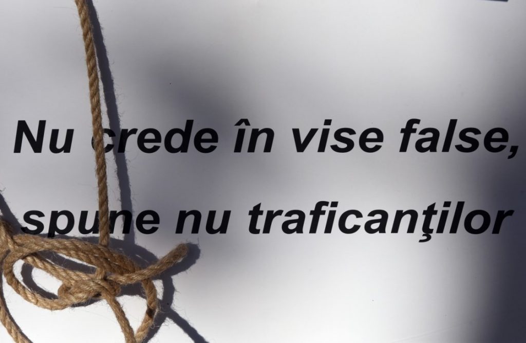 COMBATEREA TRAFICULUI DE MINORI