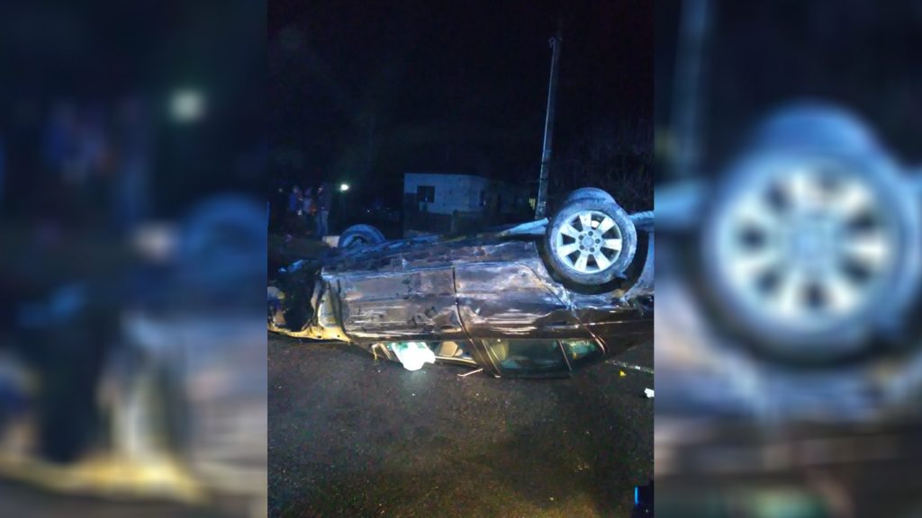 Ceață și polei, un șofer s-a răsturnat cu mașina pe DN 72A-Gemenea