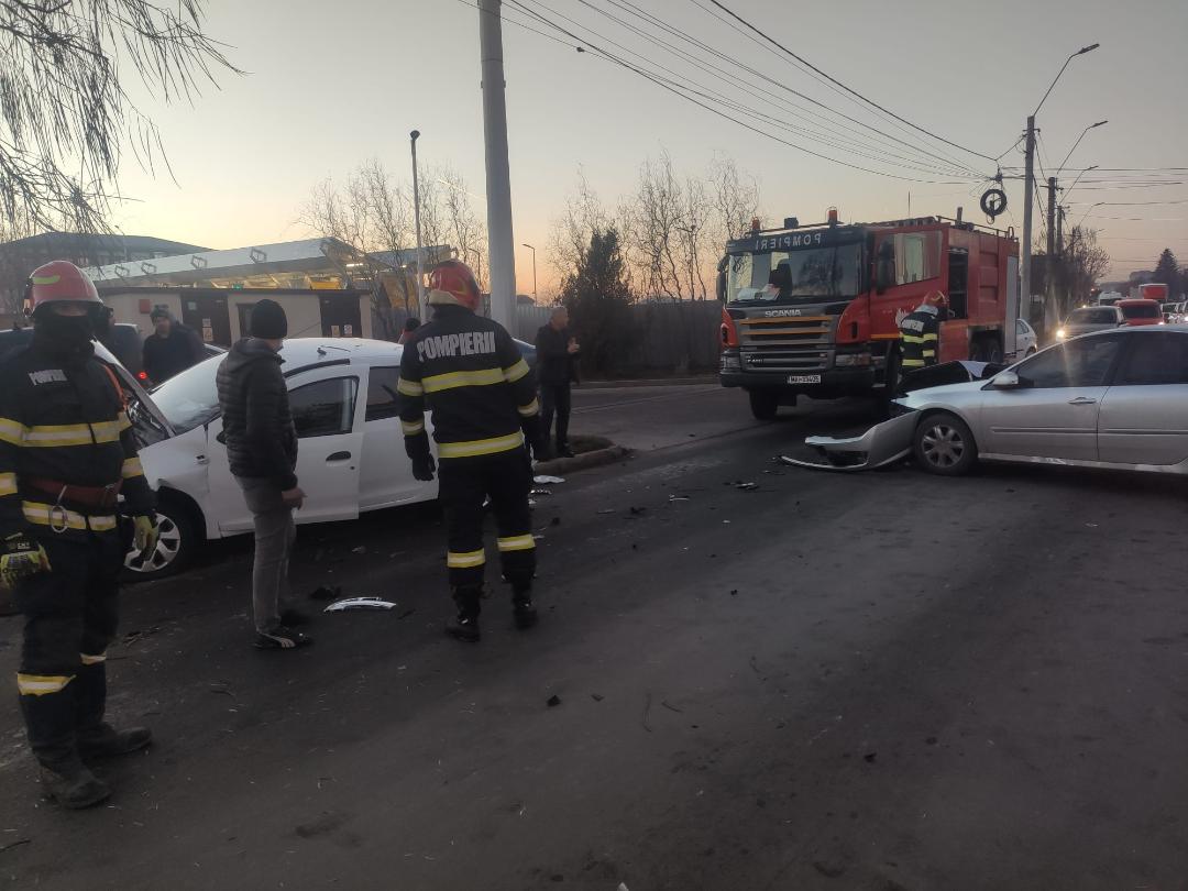 Accident rutier în localitatea Ulmi,zona benzinăriei Moll