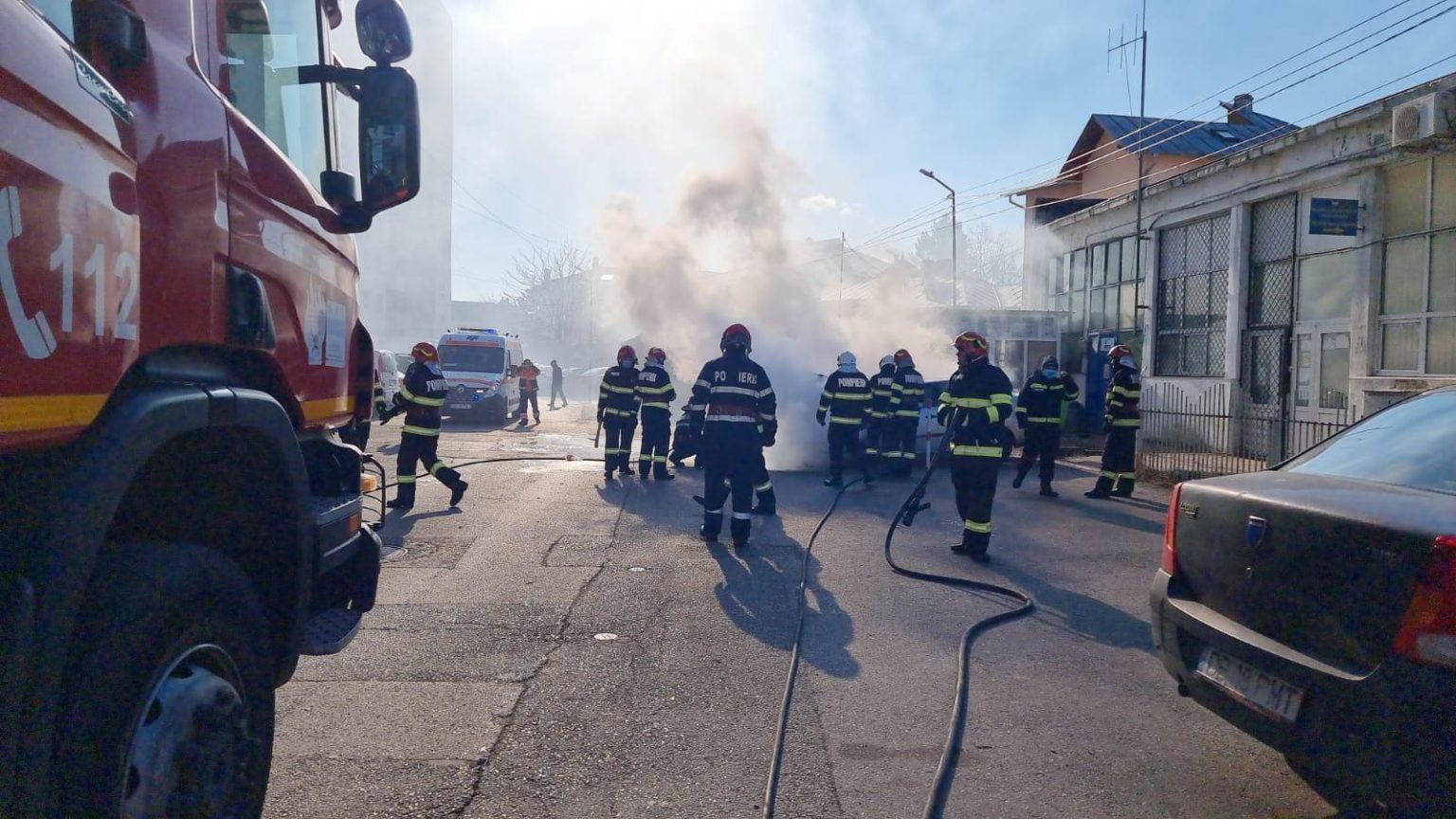 Autoturism în flăcări la Târgoviște!