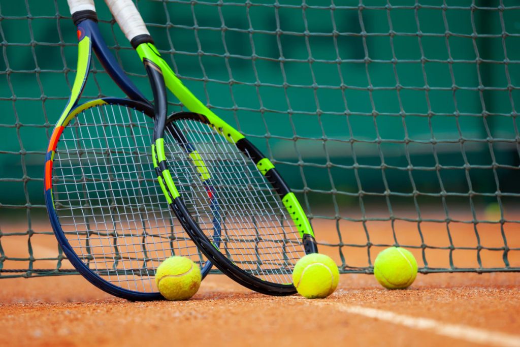 23 februarie este şi ziua în care suntem invitaţi să jucăm o partidă de tenis (#PlayTennisDay)