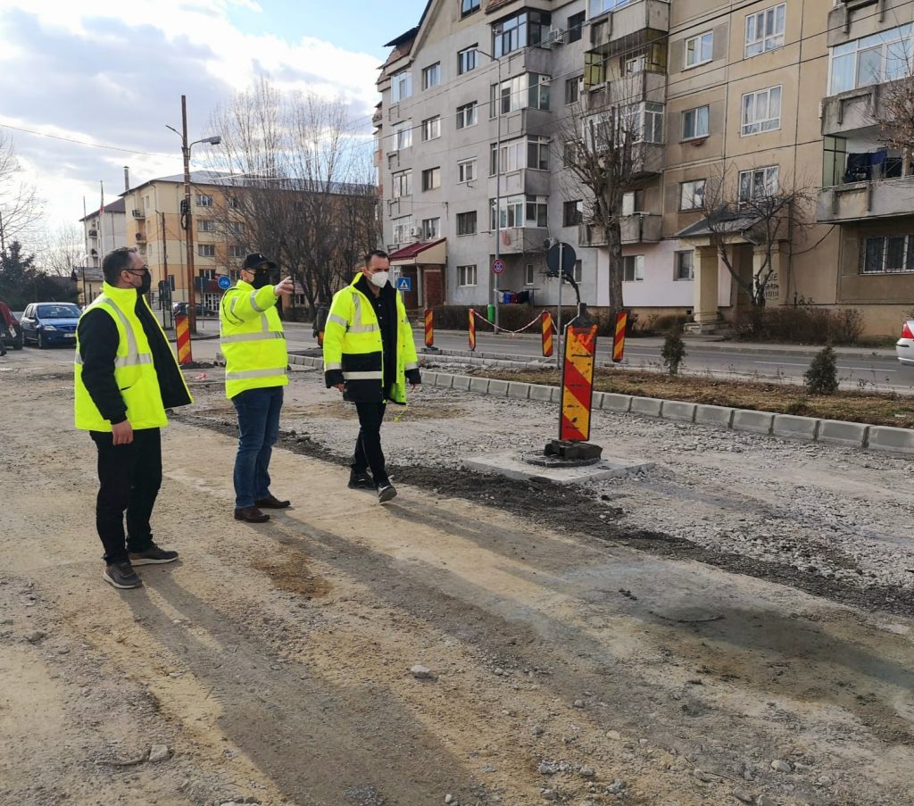 Străzile Păcii și Radu de la Afumați au intrat în reabilitare