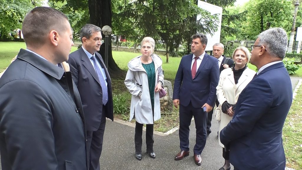 Fosta Şcoală de Cavalerie, un important punct turistic, strâns legat de investițiile din infrastructura feroviară dâmbovițeană.VIDEO