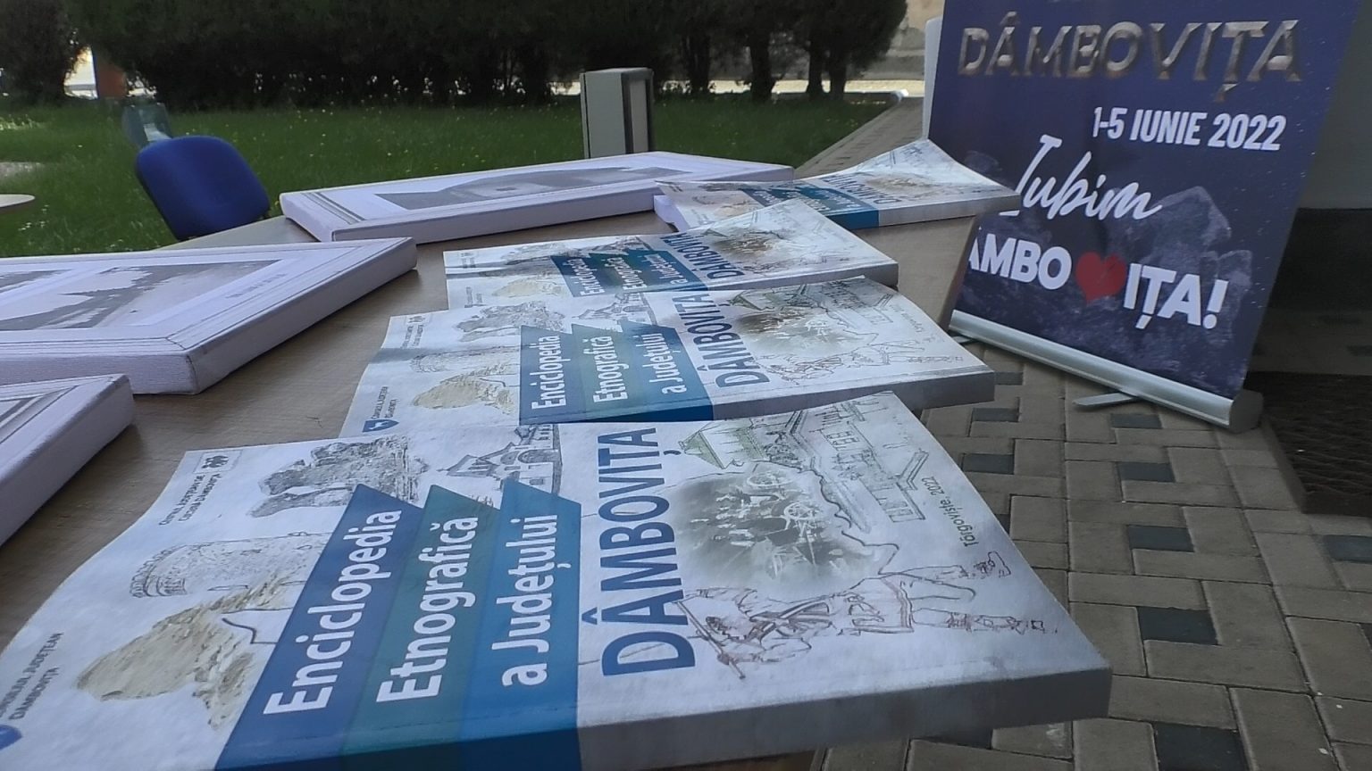 A fost lansat volumul Enciclopedia Etnografică a Județului Dâmbovița. VIDEO