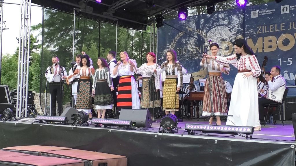 Curtea Domnească