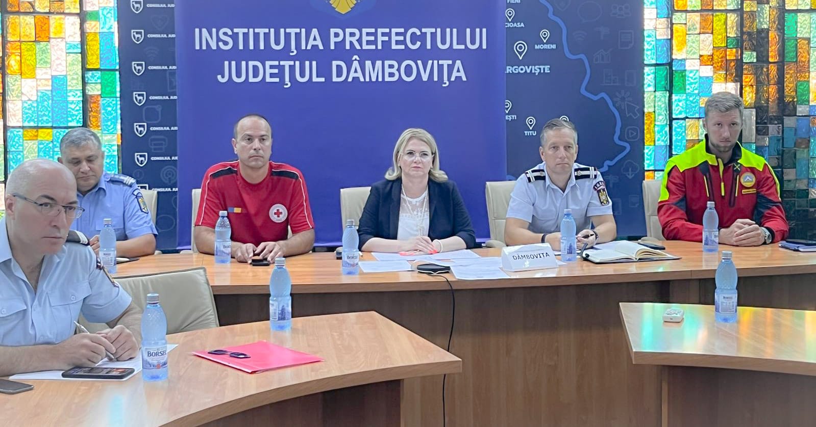 APELUL PREFECTULUI către cetățenii  dâmbovițeni, să respecte RECOMANDĂRILE pentru a preveni eventualele probleme cauzate de CANICULĂ 