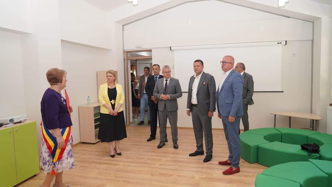 O grădiniță nouă și modernă a fost inaugurată la Nucet 