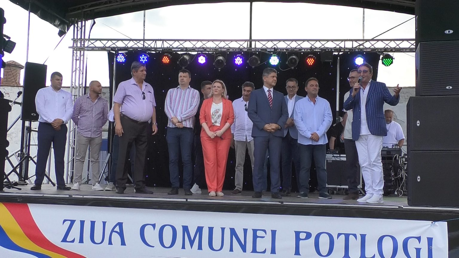 Comuna Potlogi a vibrat de cântec și  voie bună