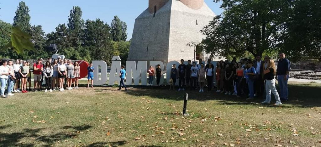 CJ Dâmbovița păstrează tradiția, 50 de copii din Raionul Ialoveni, Republica Moldova sunt în tabăra la Căprioara Gâlma