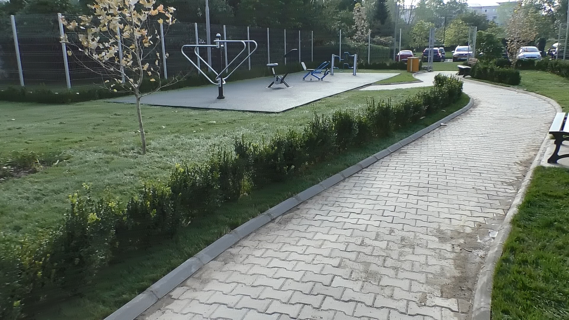 A fost dat în folosință noul spațiu de recreere din  vecinătatea străzii Matei Vlădescu, municipiul Târgoviște