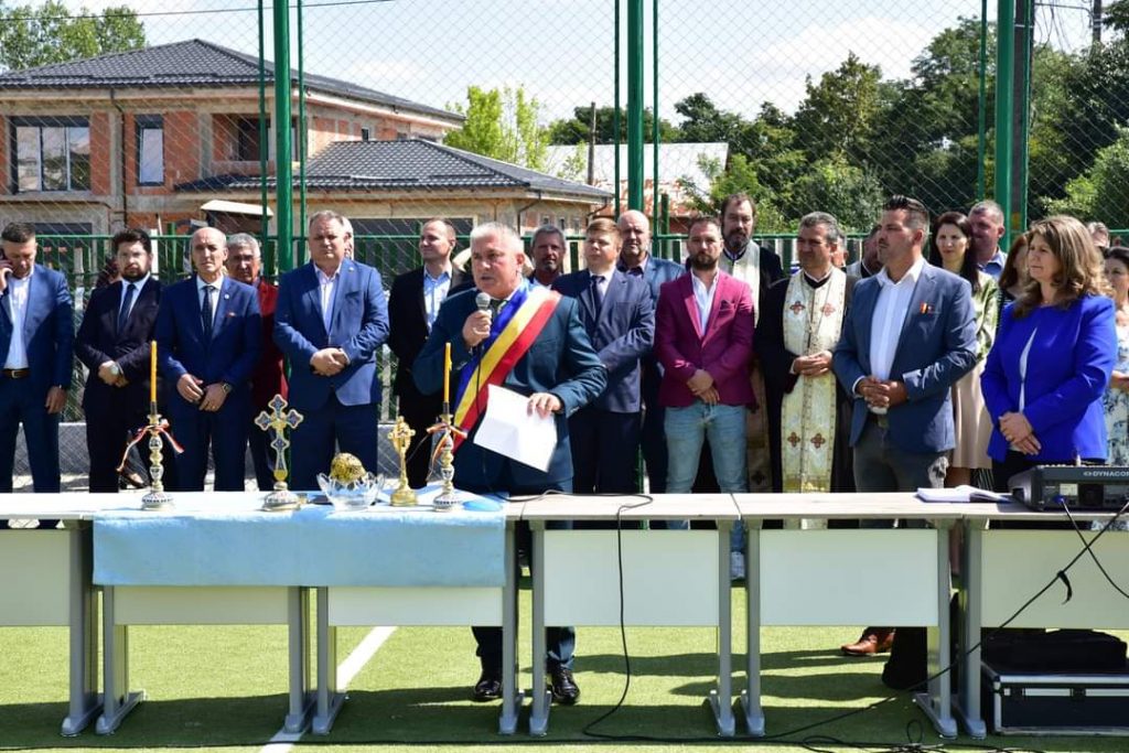 Unitățile școlare din orașul Găești au prins viață