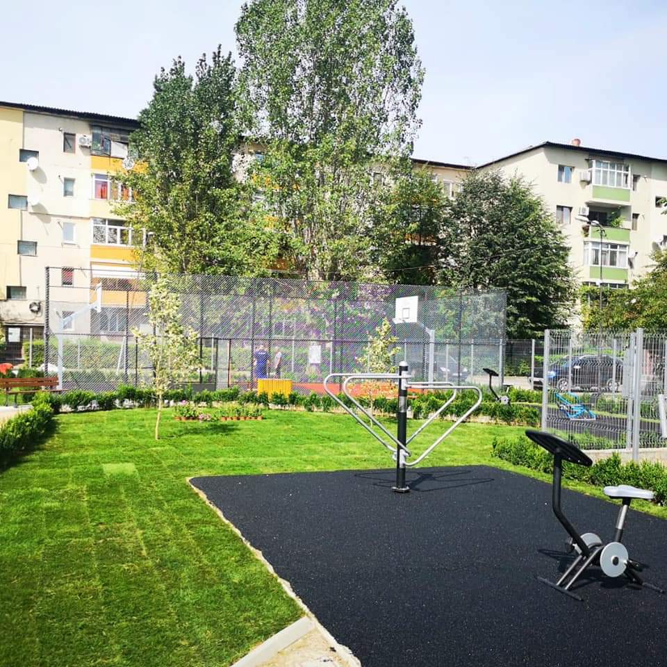 În curând, va fi gata noul parc din cartierul Mihai Viteazul, în vecinătatea străzii Matei Vlădescu