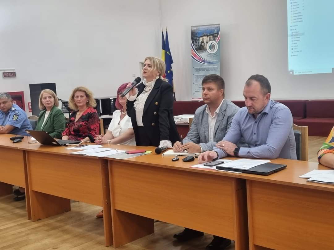 5 octombrie, Ziua Educației, mesajul prefectului județului Dâmbovița, Claudia Gilia