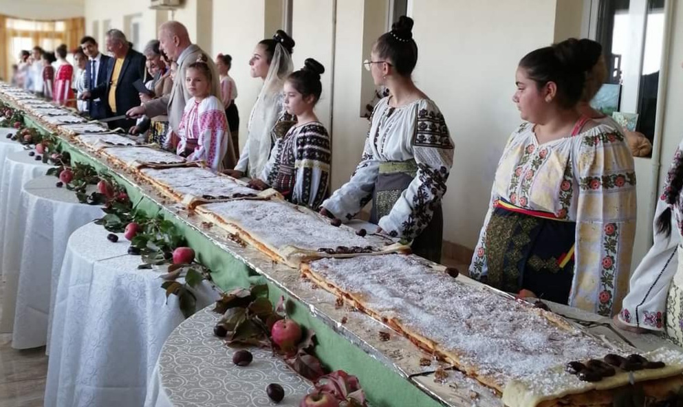 La Vulcana Pandele a avut loc Festivalul Dovleacului