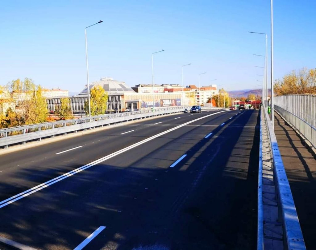 Se circulă fără restricții pe Pasajul peste calea ferată de pe DN 72, zona Pavcom