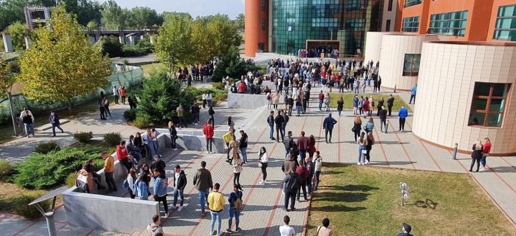 Studenții și viitorii studenți vor începe noul an universitar 2022-2023, luni, 3 octombrie