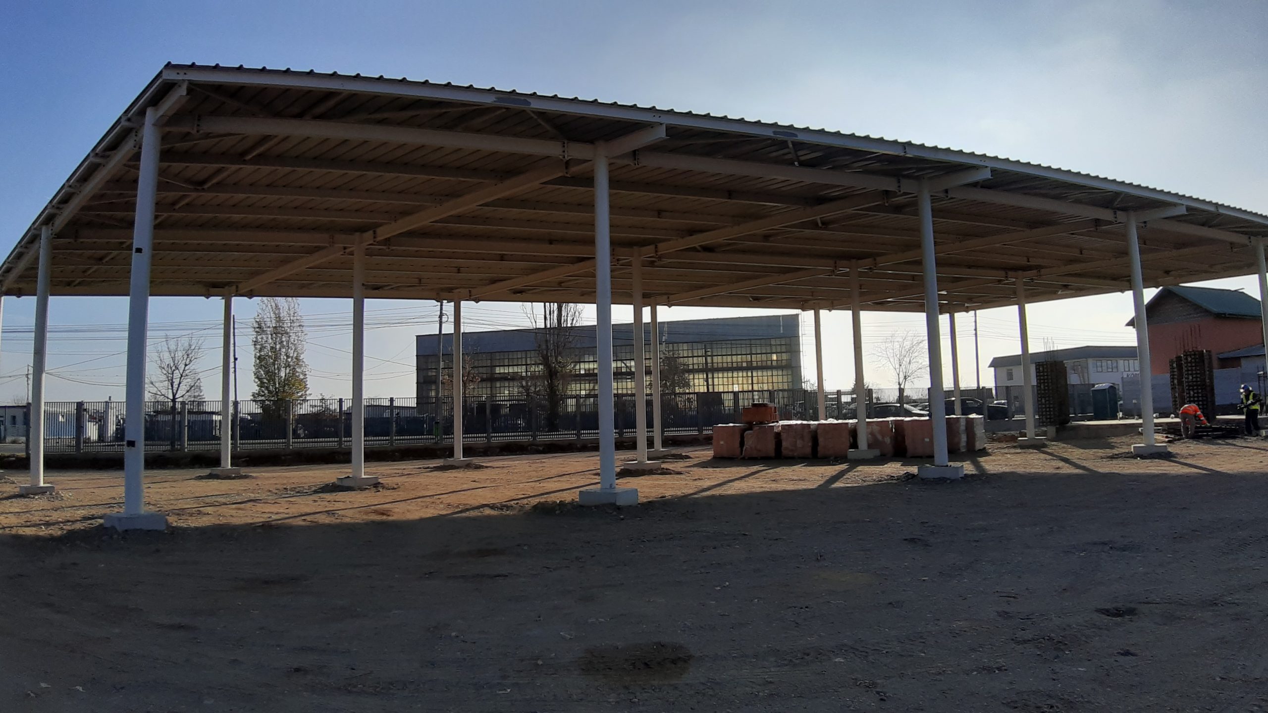 Pe Șoseaua Găești, se lucrează la a doua autogară ce face parte din proiectul de modernizare a transportului public în municipiul Târgoviște