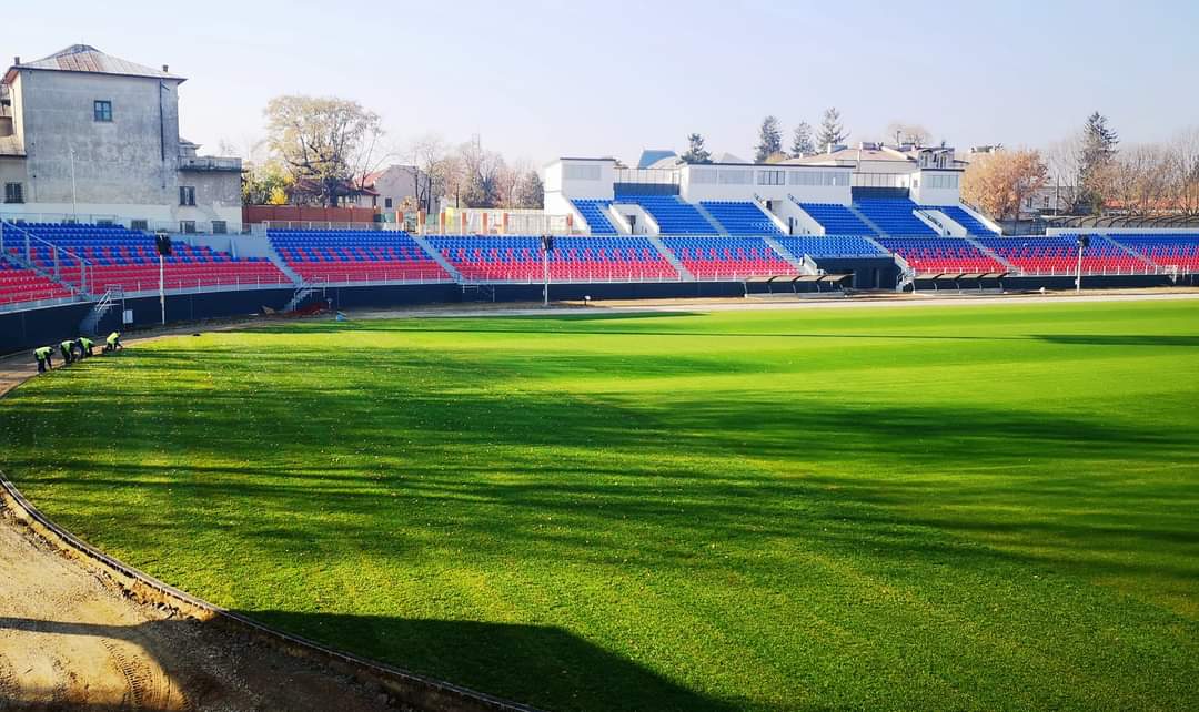 Imagini deosebite cu Stadionul "Eugen Popescu", cu vestiarul Chindiei, mobilat