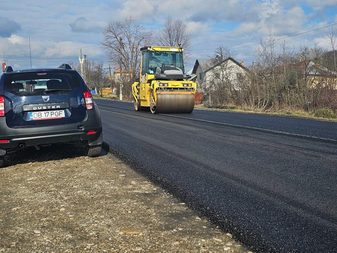 Se asfaltează DN7 de la intrarea în județul Dâmbovița, pe tronsonul Valea Mare, Crângurile, Gura Foii și până la intrarea în orașul Găești 