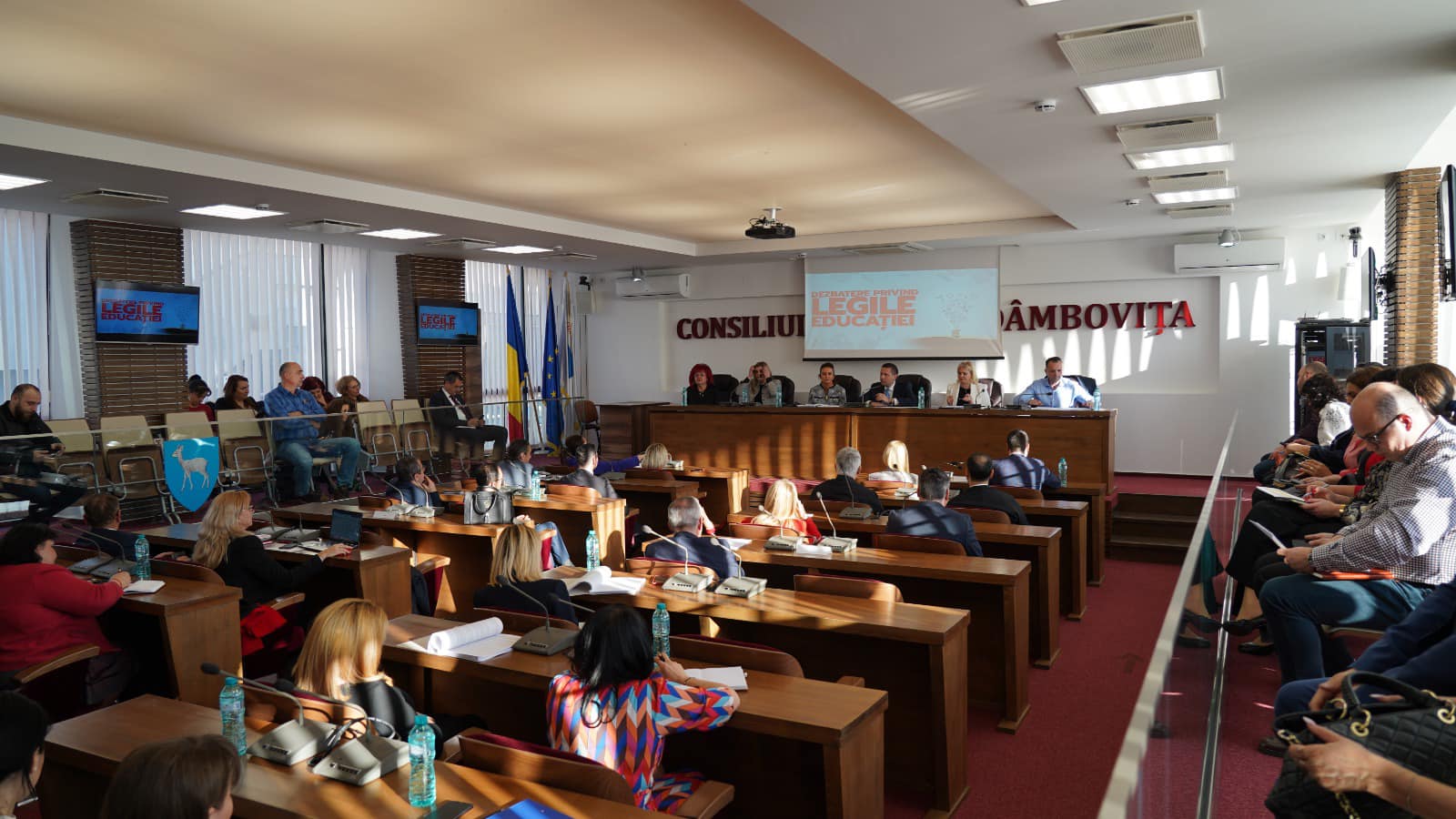 La Târgoviște, a avut loc o dezbatere regională privind reforma în Educație, o prioritate pe agenda PSD