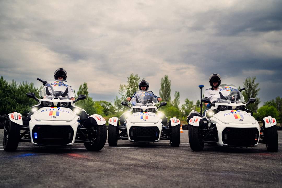 Poliția are în dotare trei Can-Am Spyder F3 pentru flota Brigăzii Rutiere