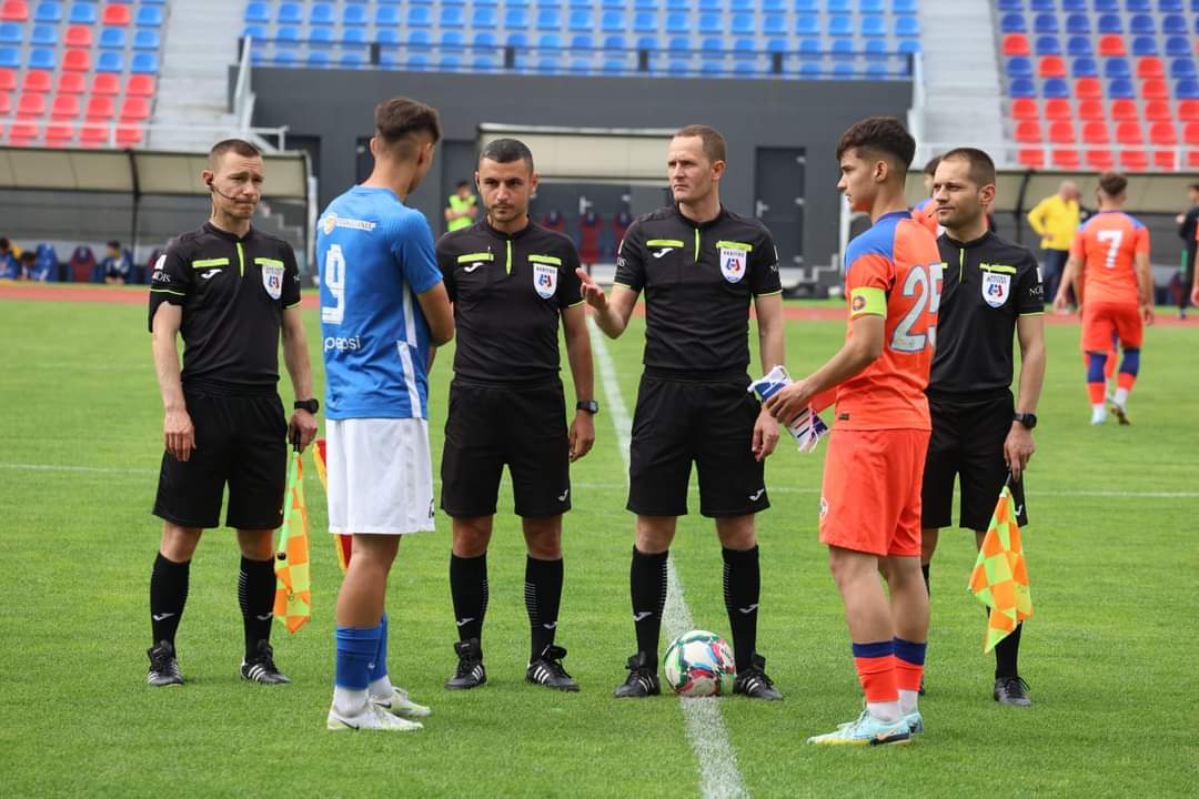 Pe stadionul Eugen Popescu din Târgoviște: partida  FCSB -Farul Constanța din finala mică a Ligii de Tineret! 