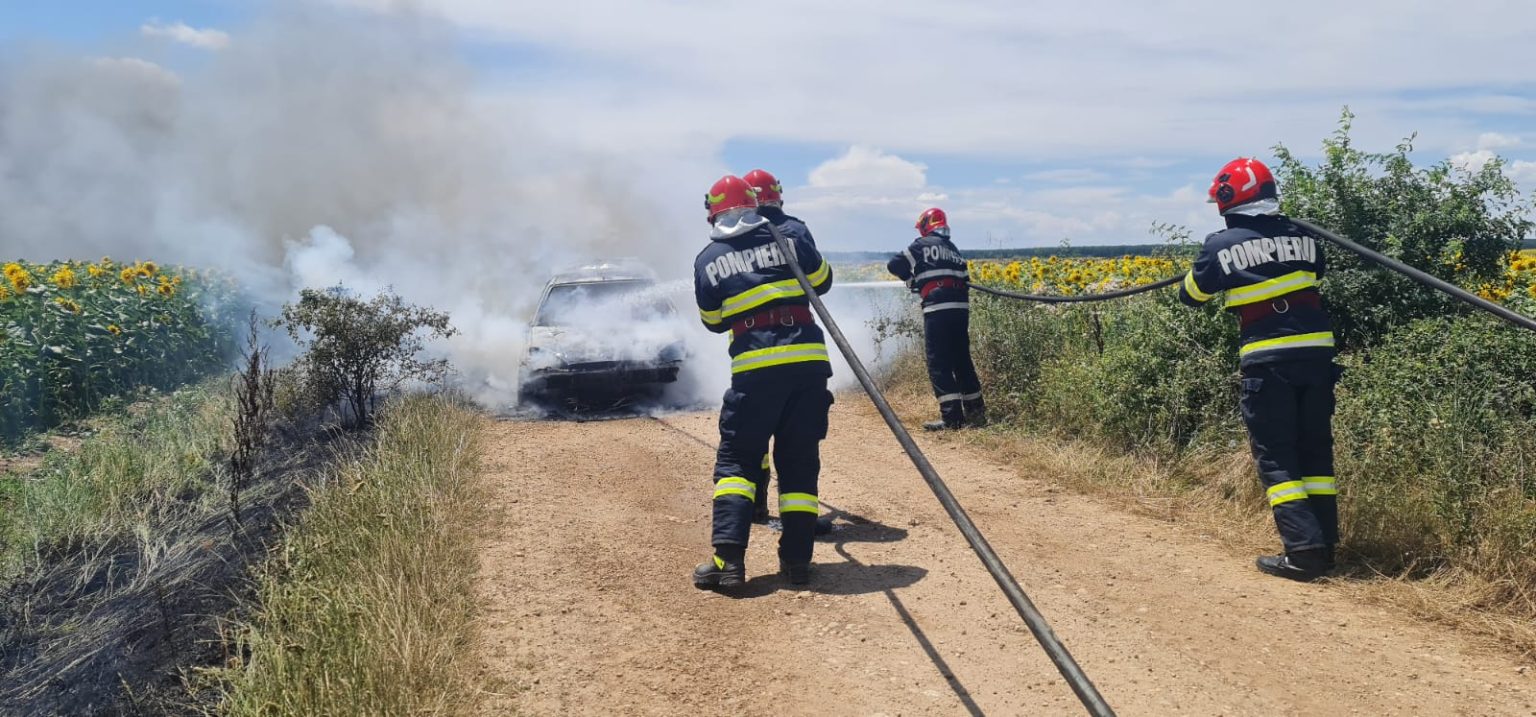 Incendiu produs la un autoturism în localitatea Morteni