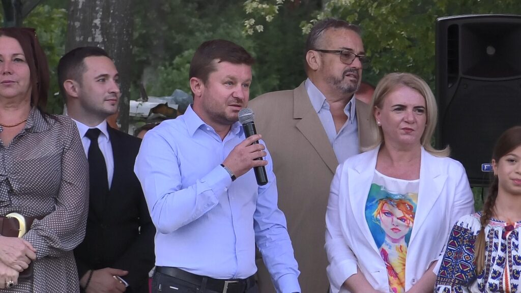 De sărbătoarea Nașterii Maicii Domnului, comuna Ocnița a îmbrăcat straie de sărbătoare. VIDEO