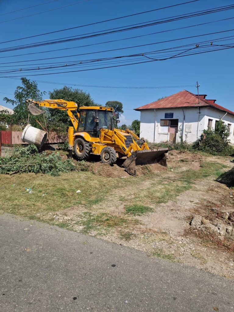 Au început lucrările pentru realizarea unui loc de joacă în zona Grădina Băjești din comuna Văcărești