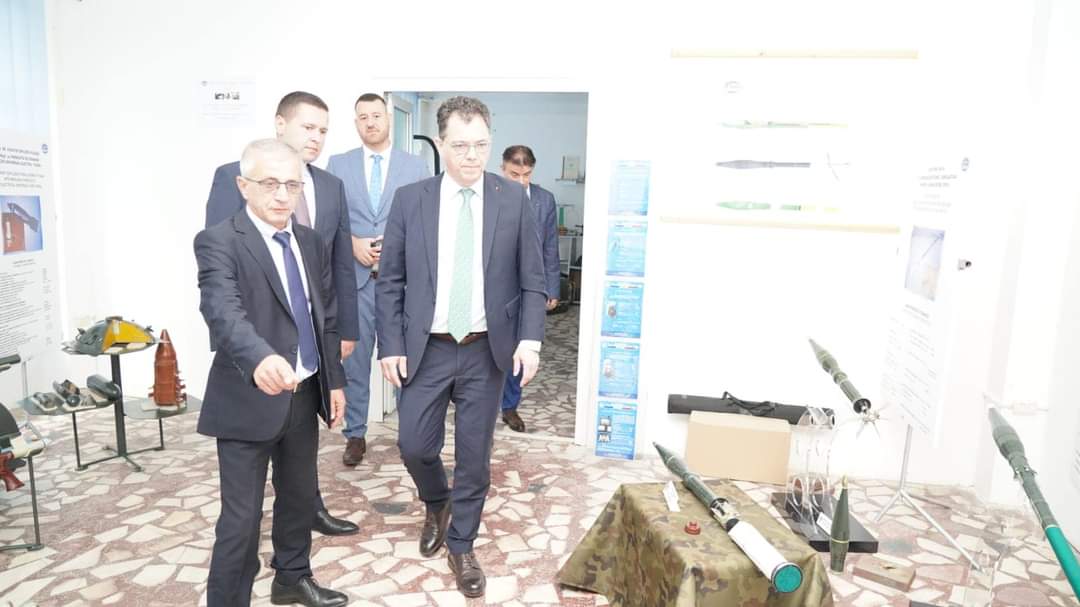 La primele ore ale dimineții, ministrul Economiei a făcut o vizită de lucru la Uzina Mija, Automecanica Moreni și Uzina  Dragomirești