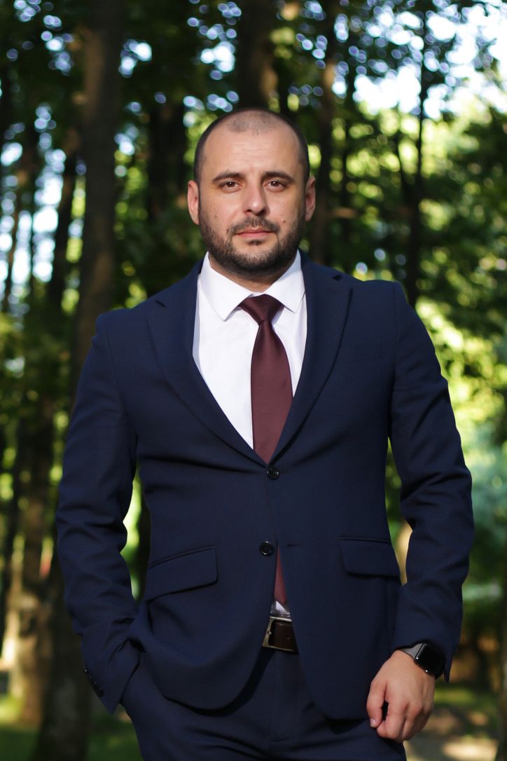 Patric Daniel Ghebaru, Directorul Penitenciarului Mioveni, Onorat în Catalogul Prestigios "Cei Mai Puternici Oameni din Argeș" la Balul Ancheta