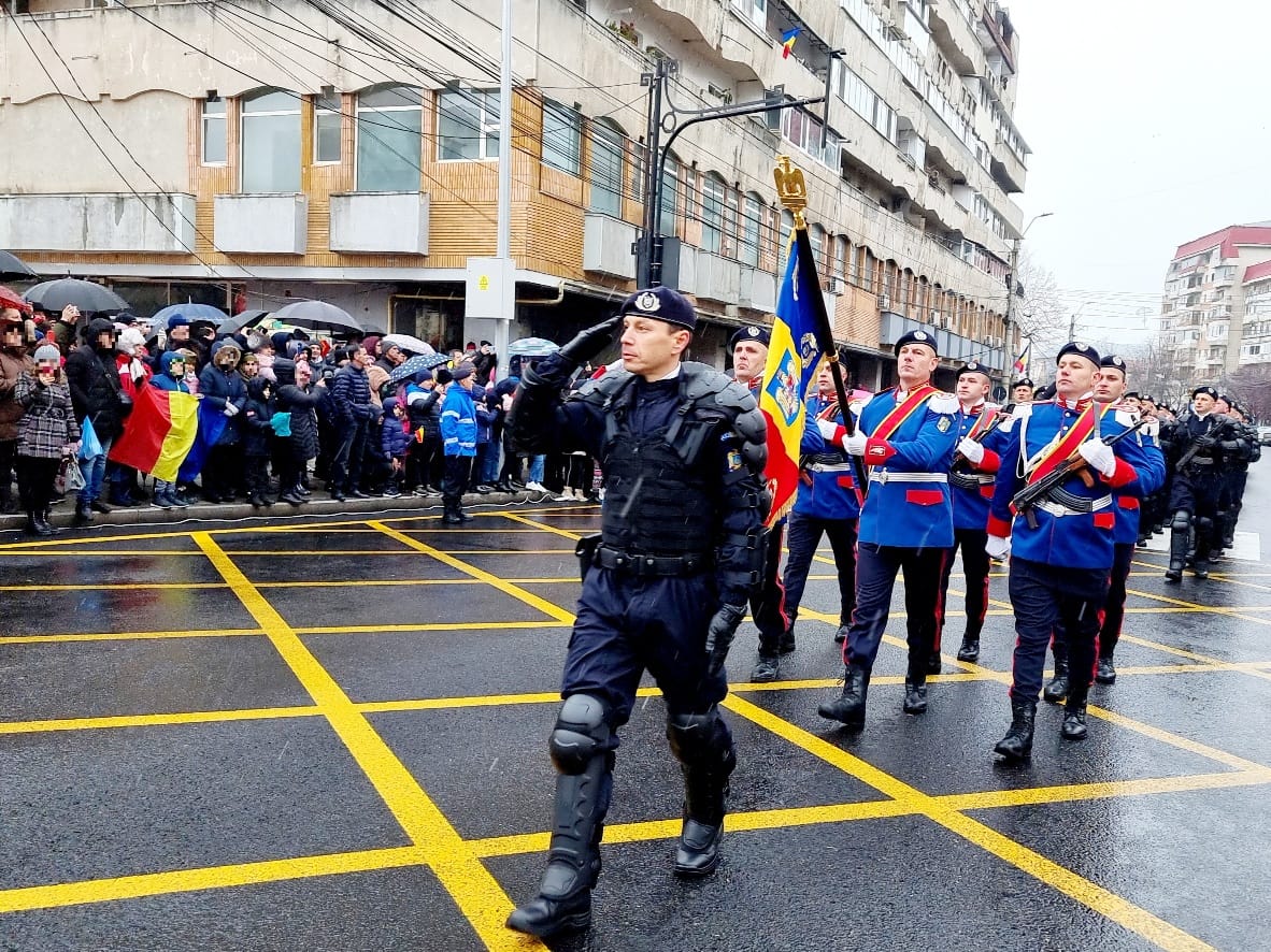 Jandarmii vor fi alături de dâmbovițeni de Ziua Naţională a României  