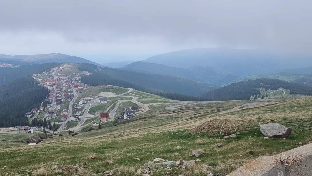 Circulația pe Transfăgărășan și Transalpina se închide de luni, 06.11.2023, ora 08:00, având în vedere scăderea temperaturilor la altitudine