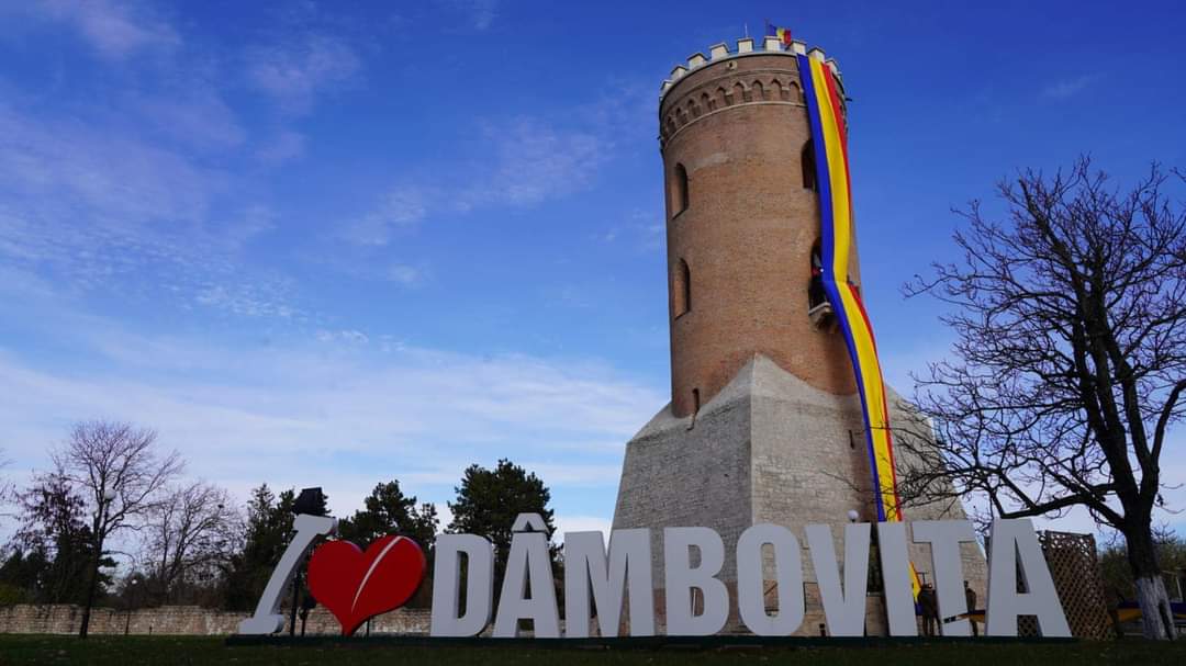 1 decembrie 2023, Ziua Naţională a României: 105 ani de la Marea Unire, Marea Adunare de la Alba Iulia pe 1 decembrie 1918, a votat unirea Transilvaniei cu România.