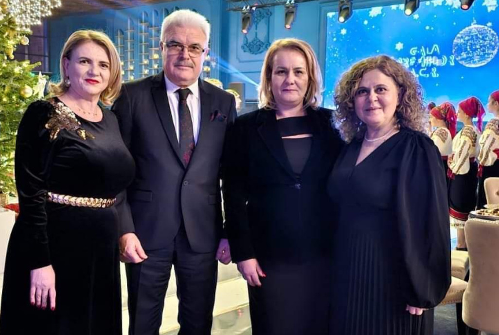 Gala Asociației Criminaliștilor din România: Cadre didactice de la Facultatea de Drept și Științe Administrative din Târgoviște au onorat invitația