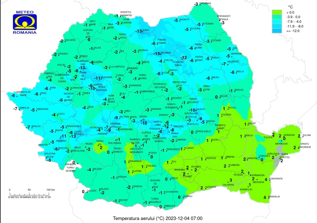 Temperaturi foarte scăzute și precipitații sub formă de ploi, lapoviță și ninsoare, masa de aer rece a coborât în zona țării noastre,
