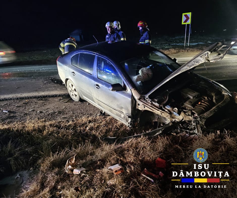 Coliziune între două autoturisme în comuna Dragomirești, sat Dragomirești, alerta la pompieri s-a dat în această dimineață, la ora 06:13.