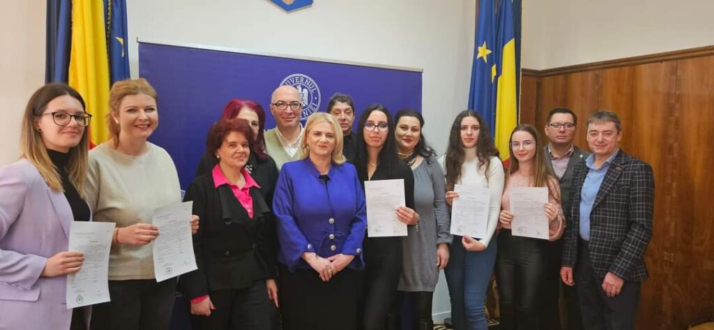 Studenții de la Universitatea "Valahia" au făcut  practică la Instituția Prefectului din județul Dâmbovița, fiecare zi a fost una plină de evenimente și noi cunoștințe acumulate. 
